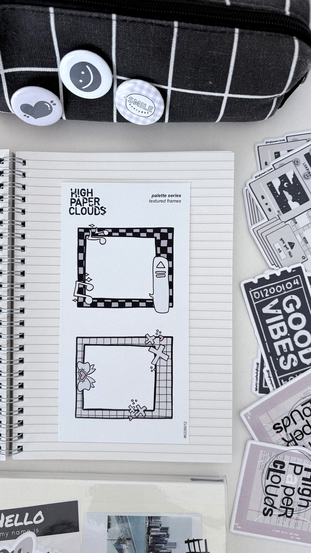 **PRESALLE** Polaroid Frames Sticker Sheet